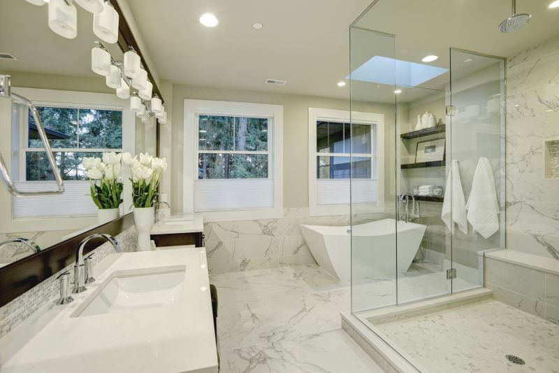 Luxurious Bath Features